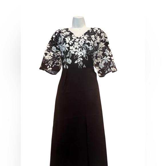 Black Floral Block Print Wide Leg Jumpsuit – XXL – NWT - Picture 2 of 9